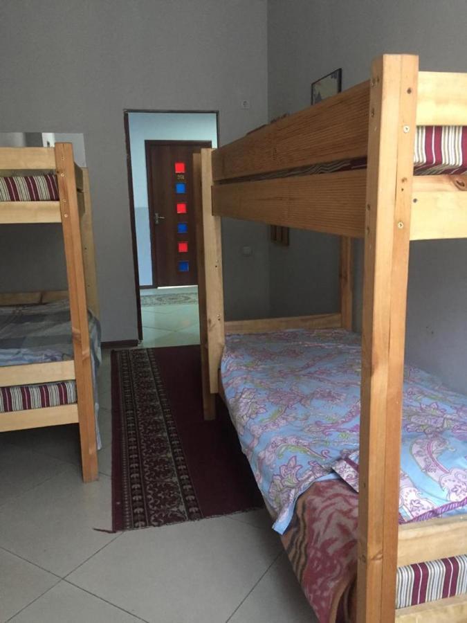 Amigo Hostel Almaty Eksteriør billede